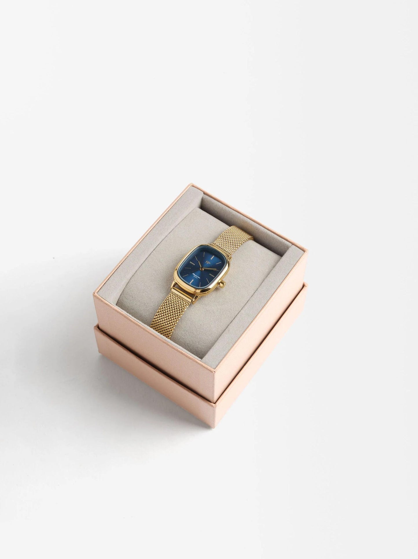 Parfois Watch With Stainless Steel Wristband
