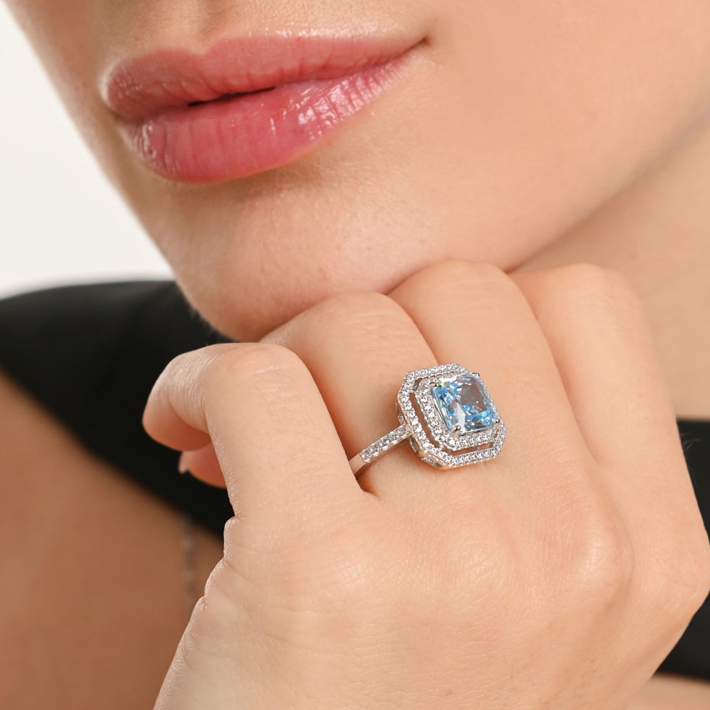 Sterling Silver 925°. Square Rosette Ring